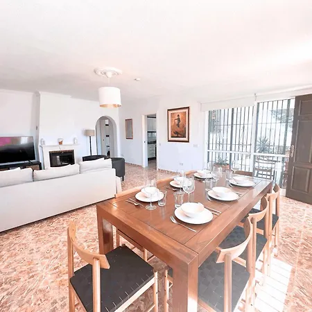 Casa Del Barco With Pool And Stunning Views Villa