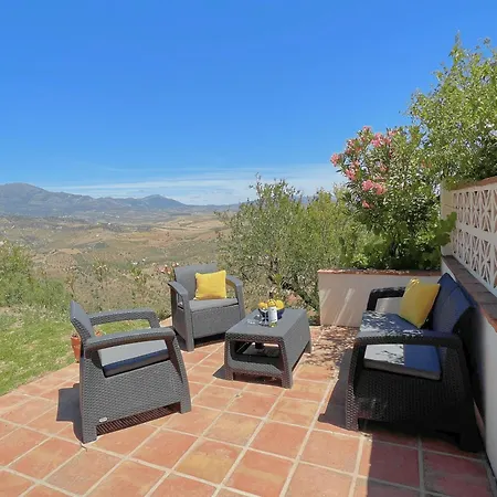 Casa Del Barco With Pool And Stunning Views Guaro